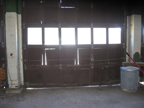 Building T-37 at Highlands Center