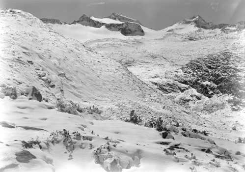 Mt. Lyell and Mt. Maclure after a snowstorm.