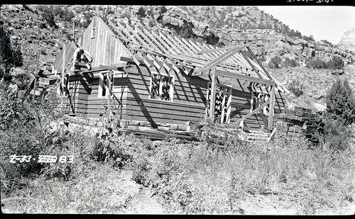 Construction, Oak Creek residence Building 8.