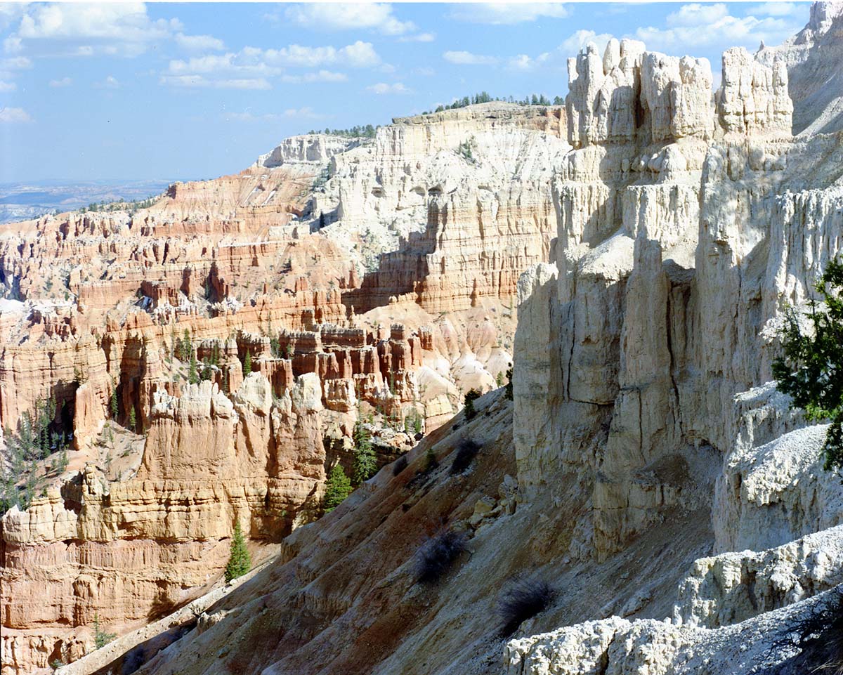 Color Panoramic views of Bryce Canyon.