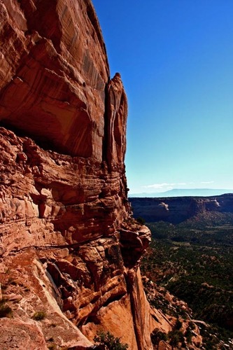 Monument Canyon Hike