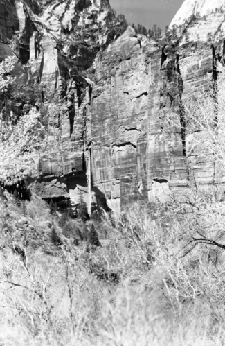 Big fall back of Emerald Pools.