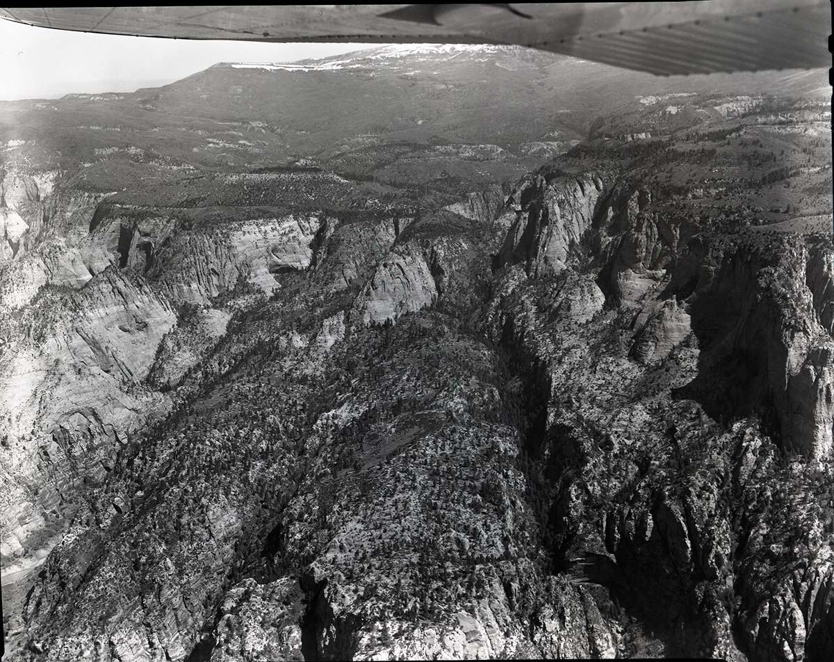 Private lands - Langston Mountain and Lee Valley, aerial view for land appraisal purposes.