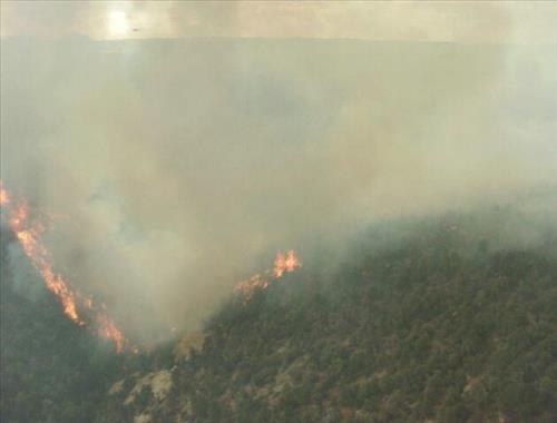 Aerial photographs of Long Mesa Fire at Mesa Verde National Park, July 29-Aug. 4, 2002