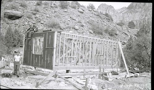 Construction, Building 26, Oak Creek residence.