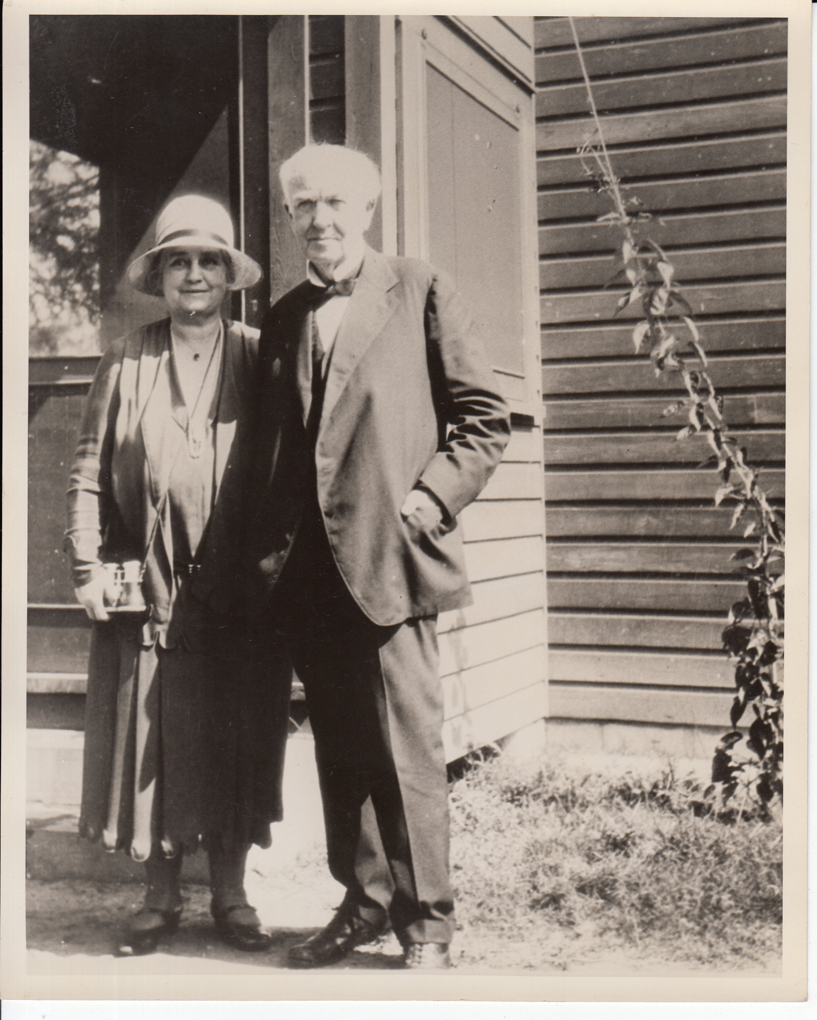 Mina Edison and Thomas Edison outside of Edison's rubber laboratory in Fort Myers, Florida.
