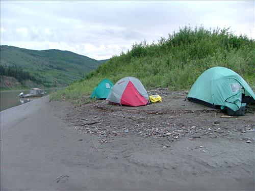 12 Yukon-Charley Rivers Natipnal Preserve Peregrine Falcon survey July 2006
