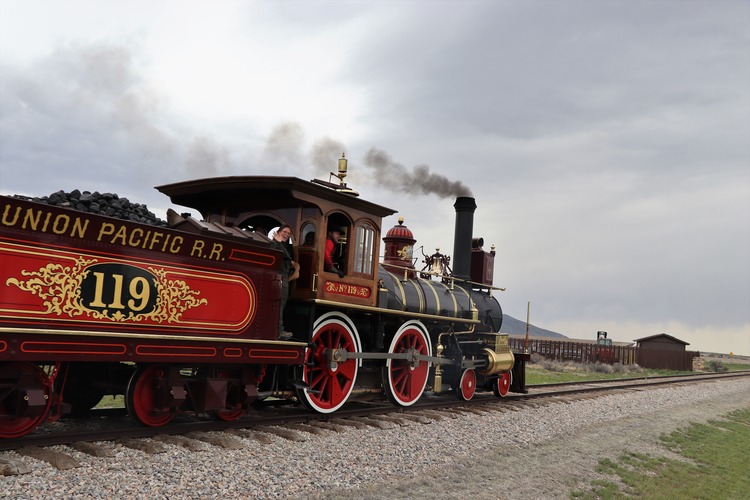 119 Passing with Passenger