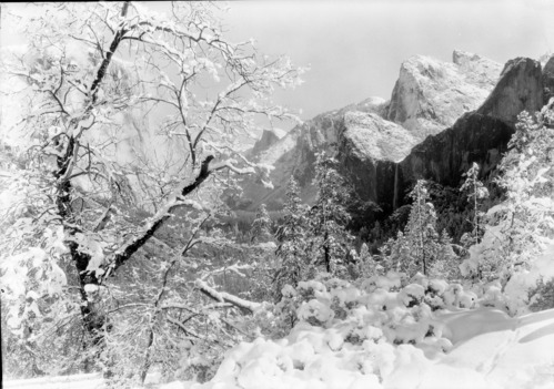 Yosemite Valley after snowstorm from Wawona Tunnel. Copy Neg: August 2004, L. Radanovich.