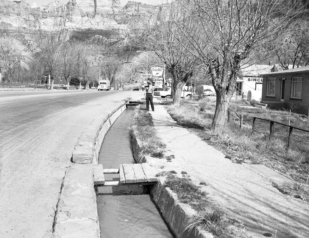 Irrigation ditches and walks for tort claim against government.