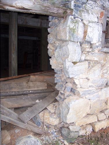 Rebuild repoint Newcomber Barn Foundation Antietam NB Sharpsburg MD.