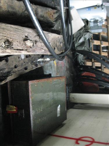 Building T-37 at Highlands Center