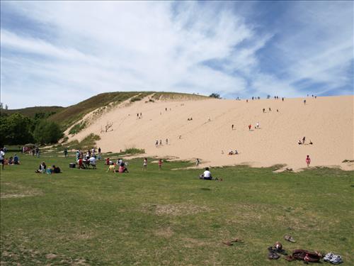 SLBE Dune Climb Family Fun