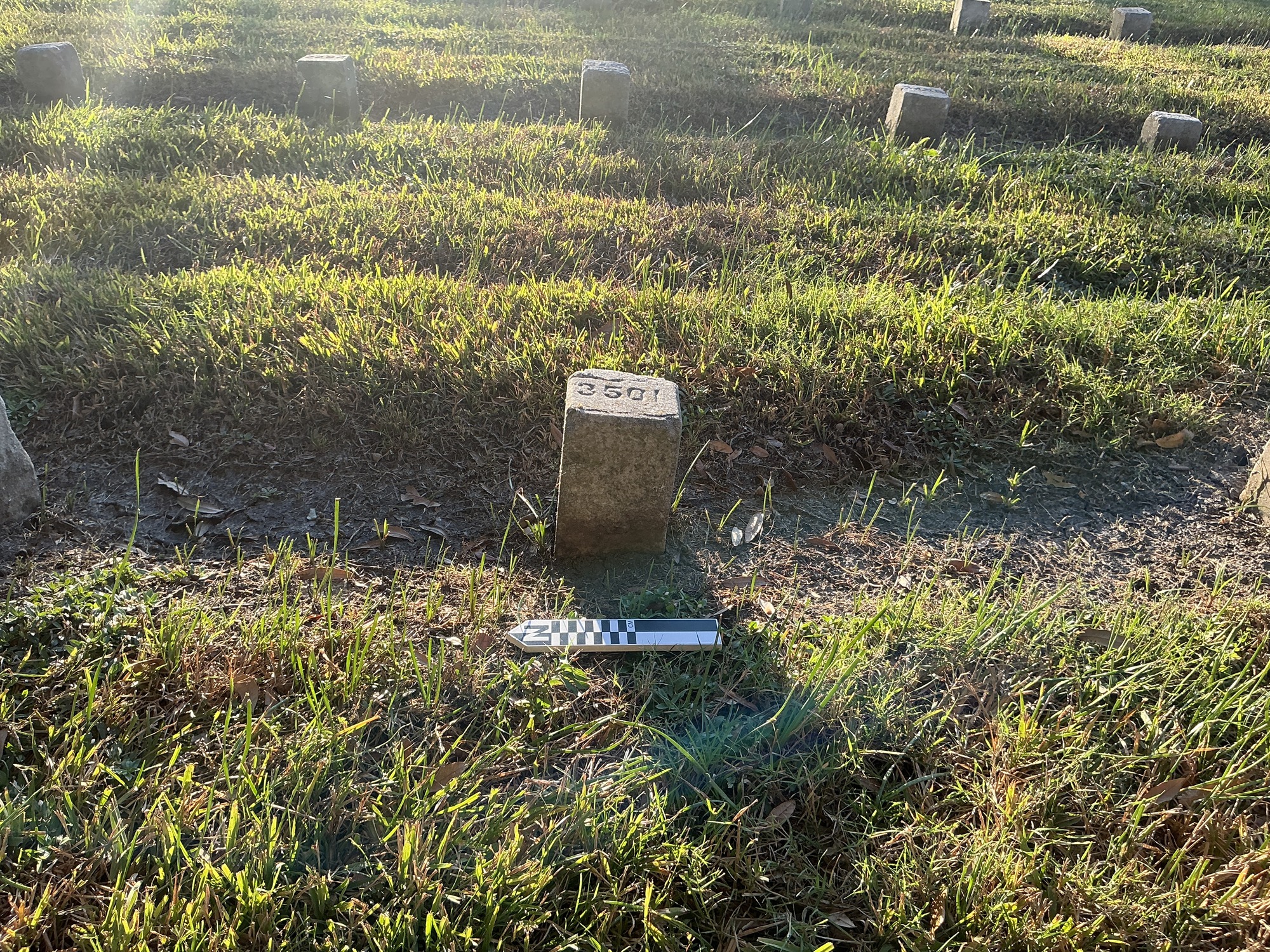 Extra image of flat marble marker