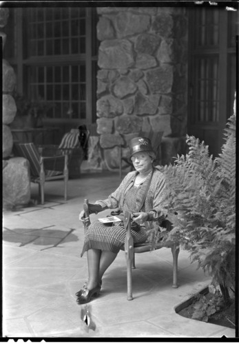 Mrs. Clinton Worden, S. A.