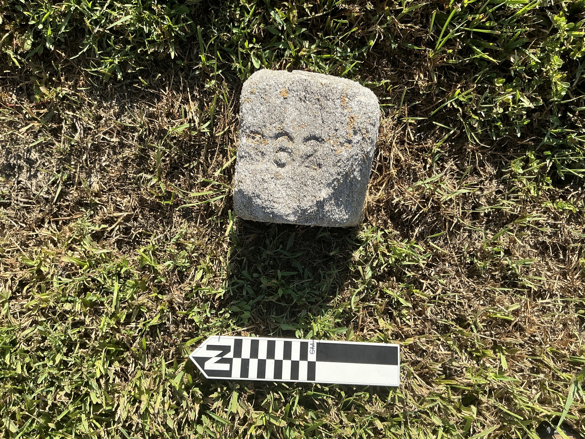 Extra image of flat marble marker