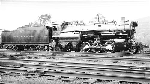 011/001.257--Delaware & Hudson Railroad Locomotives [Group 8]