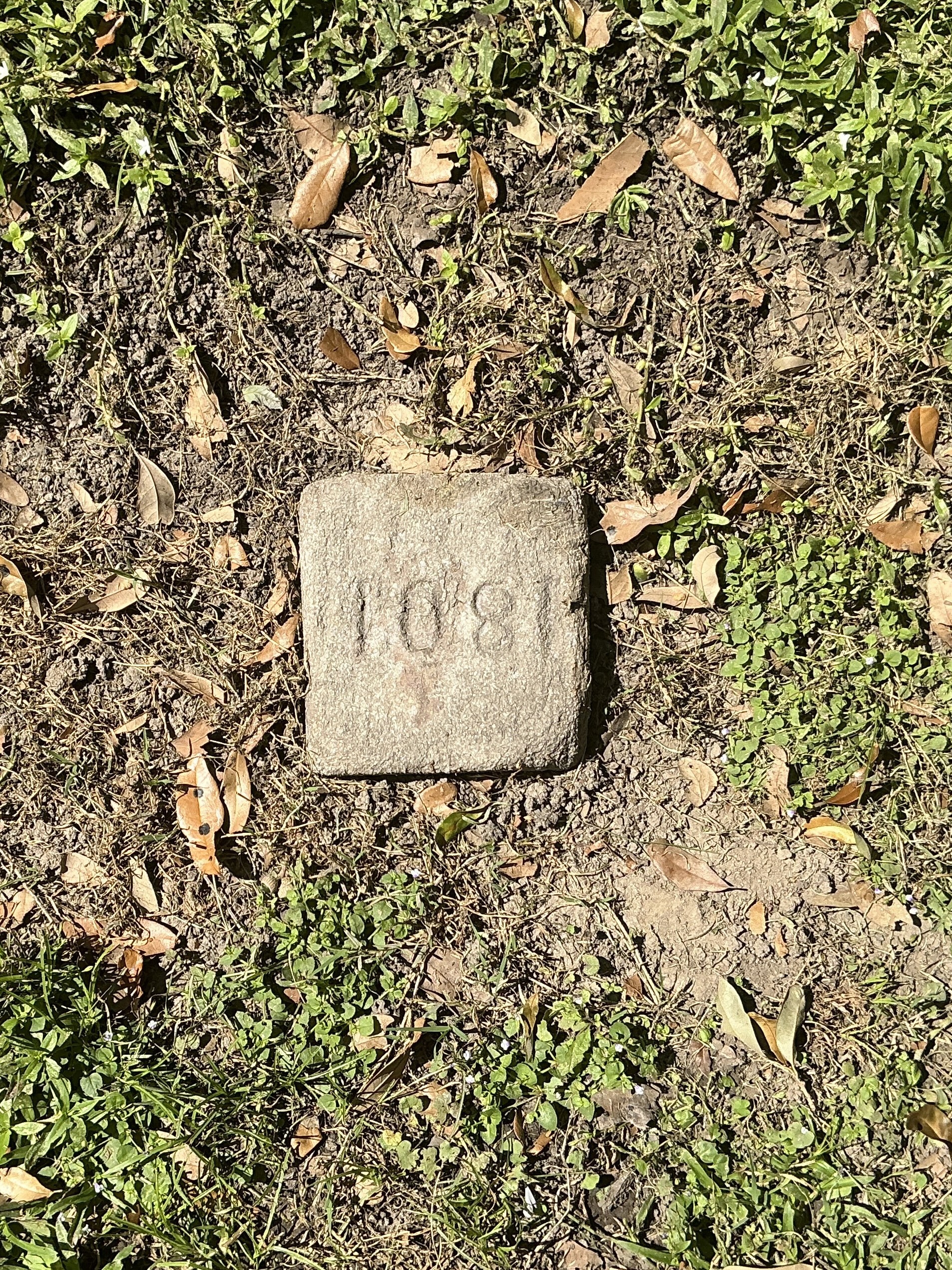 Top of flat marble marker