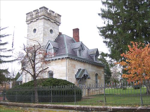 Paint Interior/Exterior of Lodge Building