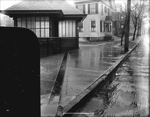 [C5309-C5311] Newark, NJ--Overhead crossing of the Montclair Branch by Roseville Avenue Station