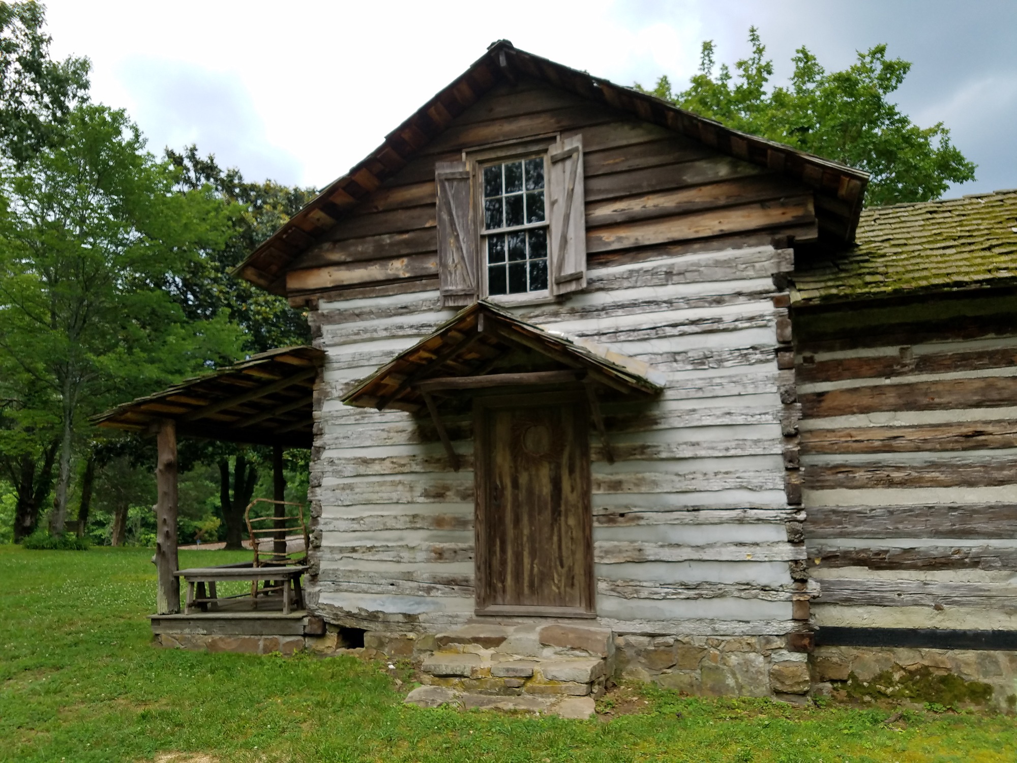 The original structure of Spring Frog Cabin at Audubon Acres in Chattanooga, Tennessee