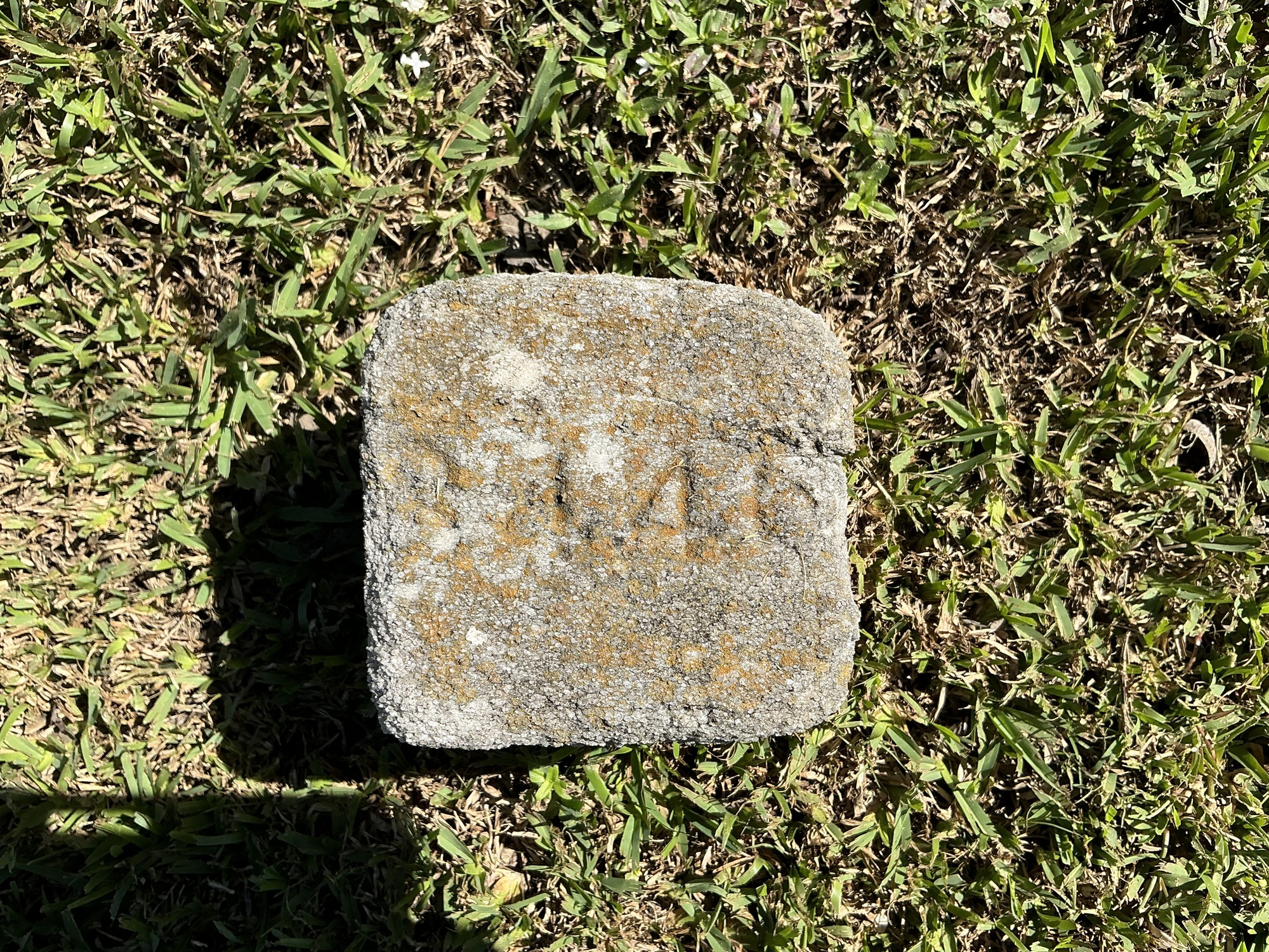 Top of flat marble marker