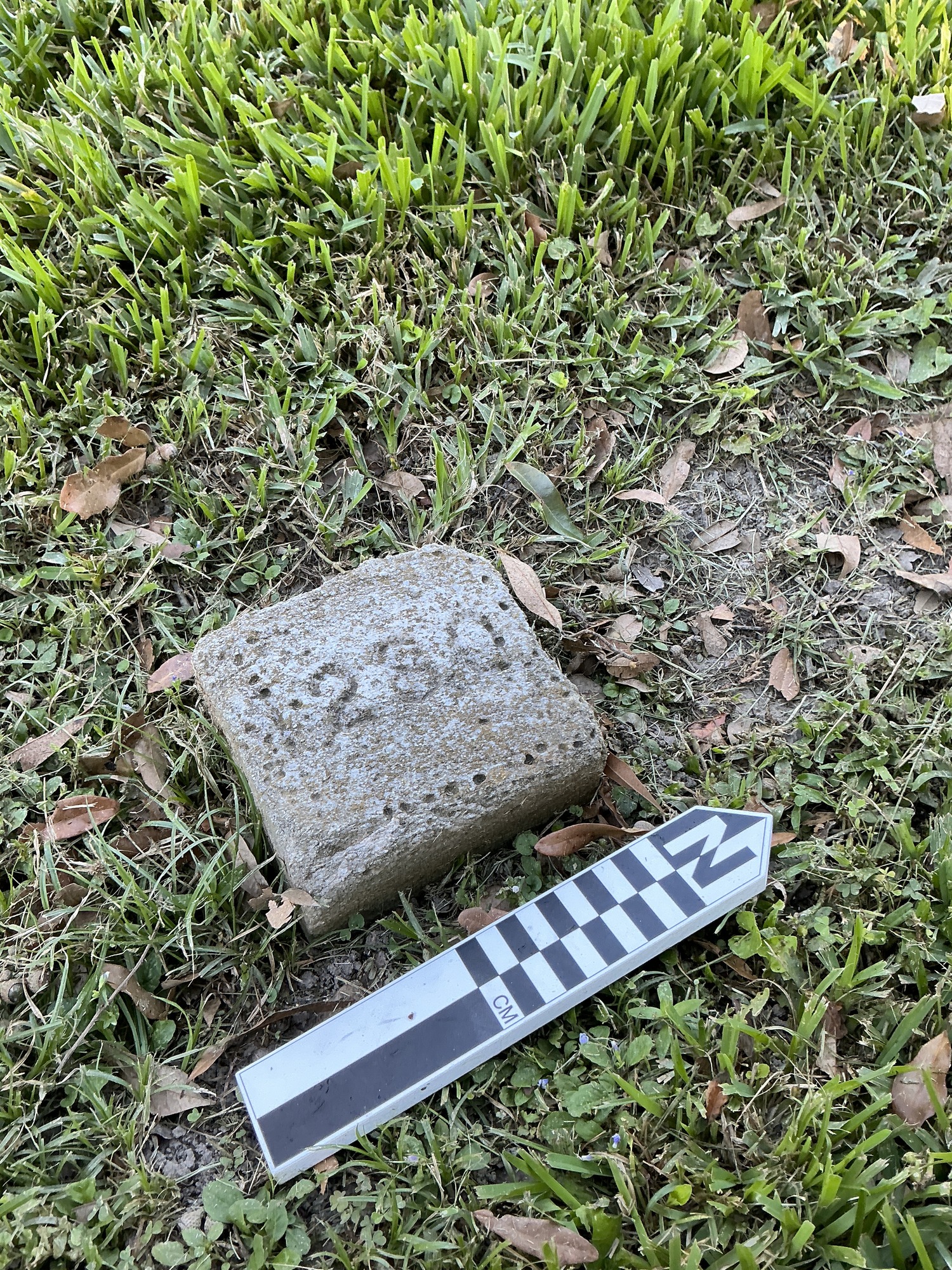 Extra image of flat marble marker