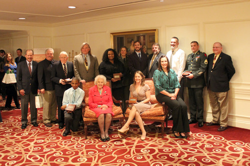 YOUNT_HARTZOG_2011 Helen_Hartzog_with_winners_1087