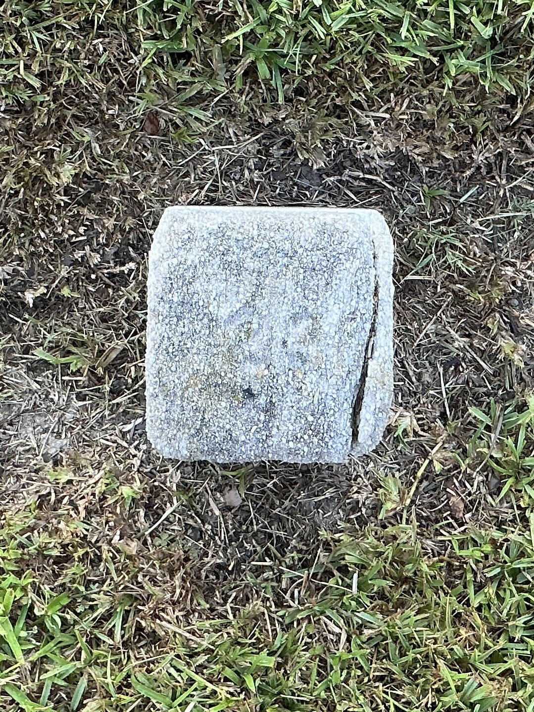 Top of flat marble marker