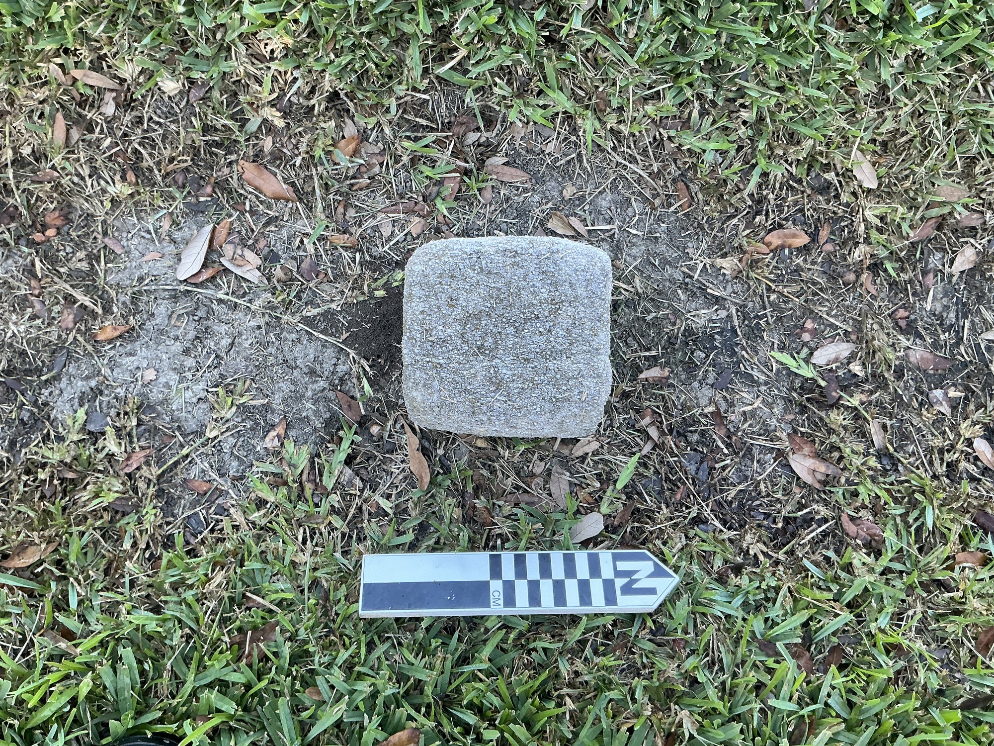 Extra image of flat marble marker