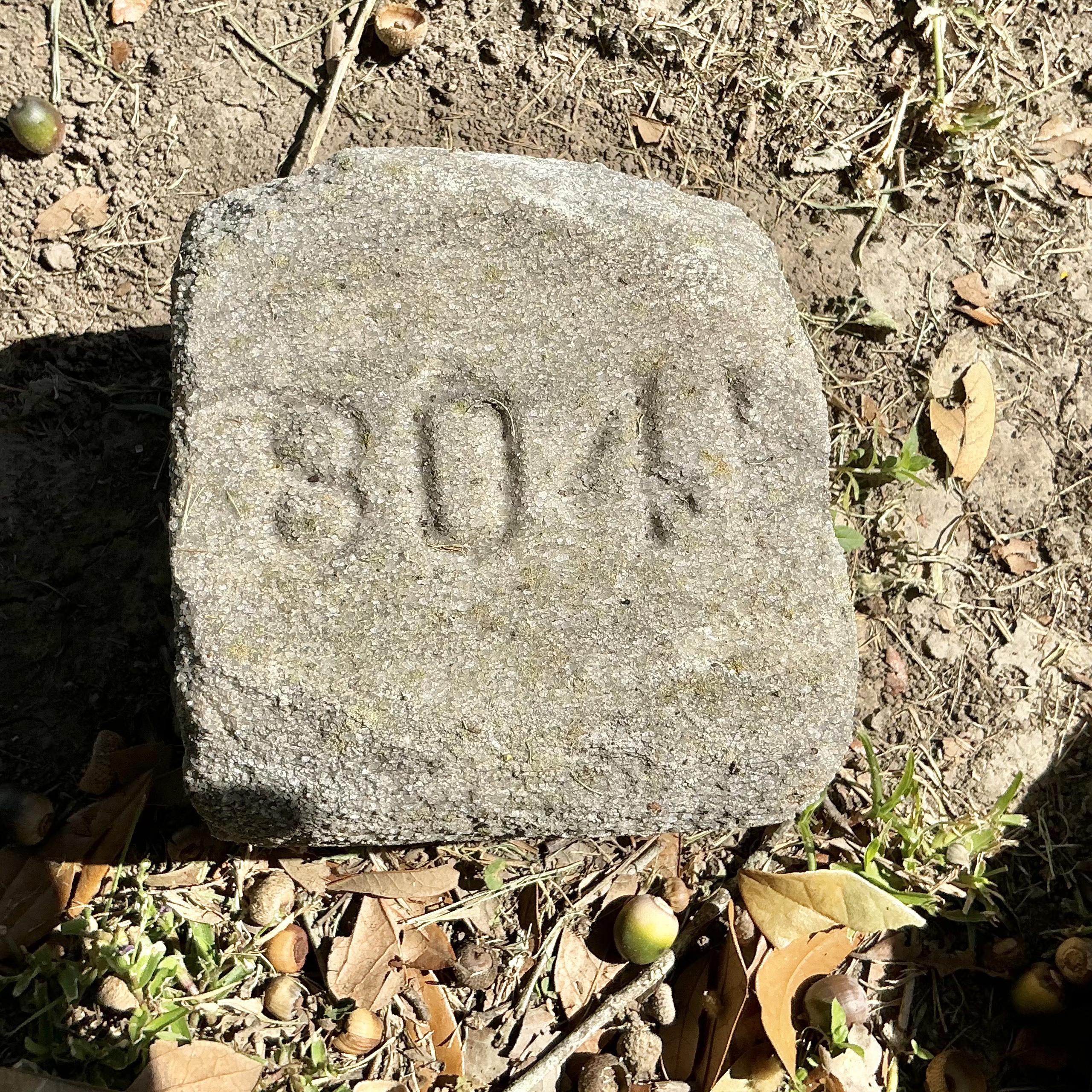 Top of flat marble marker