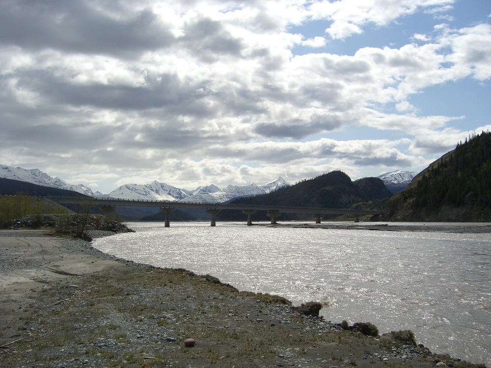 Copper River at Start of McCarthy Road