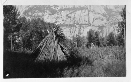 Houses in Yosemite Valley. Undated.