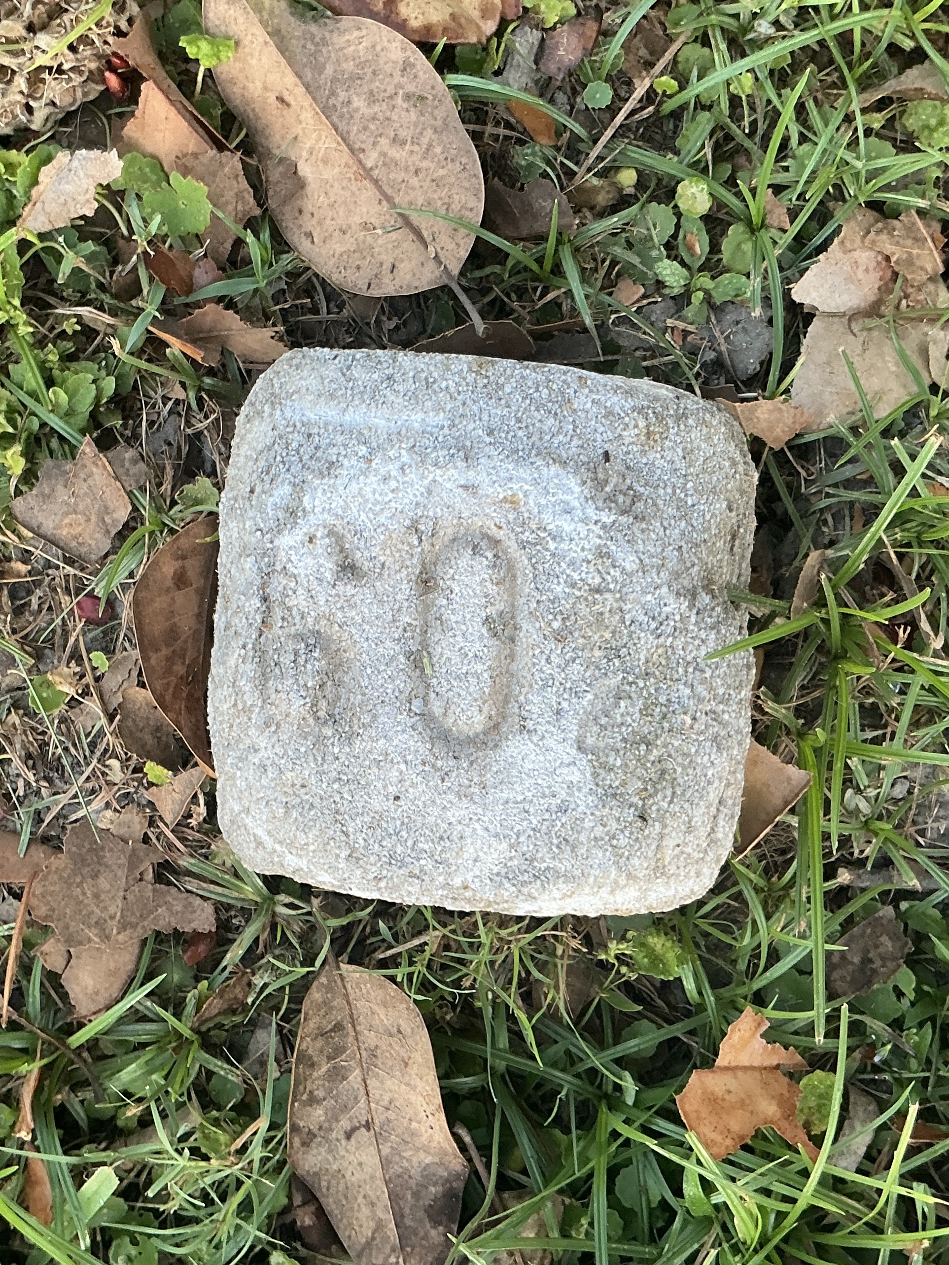 Top of flat marble marker