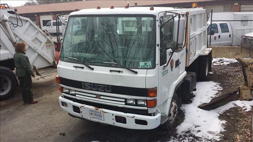 Replace 1998 Isuzu Trash Packer, Tag# I-411557, Property# 50724
