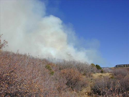 Smoke patterns during the Far View prescribed fire, November 2001