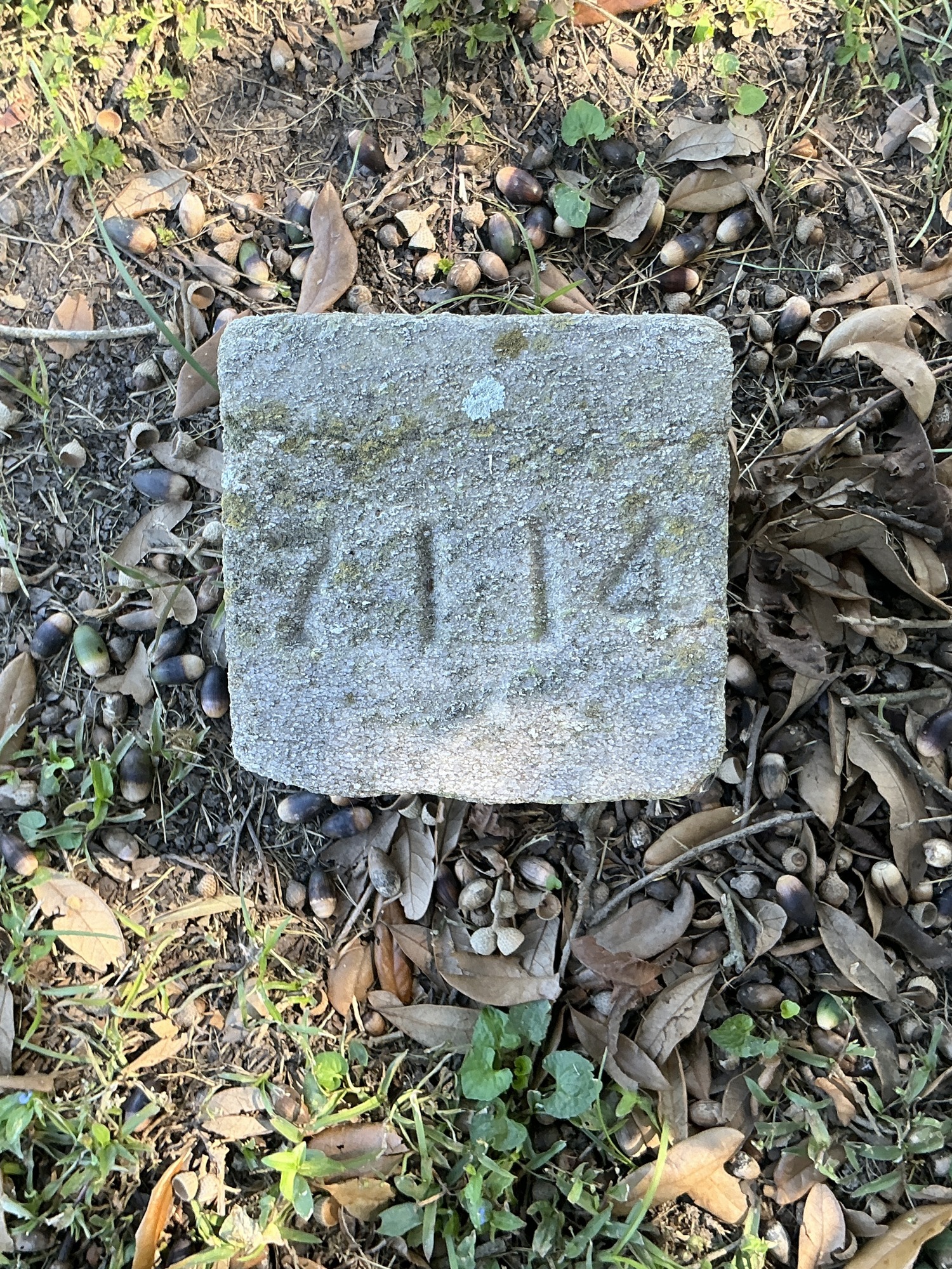 Top of flat marble marker