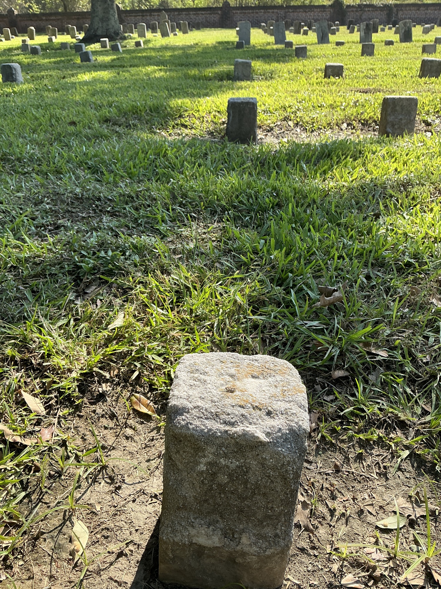 Extra image of flat marble marker