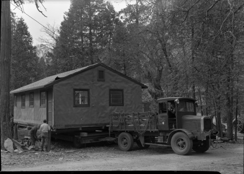 Building used at the Ahwahnee during the Navy occupation being transported to Crane Flat. See RL-19,834-19,838.