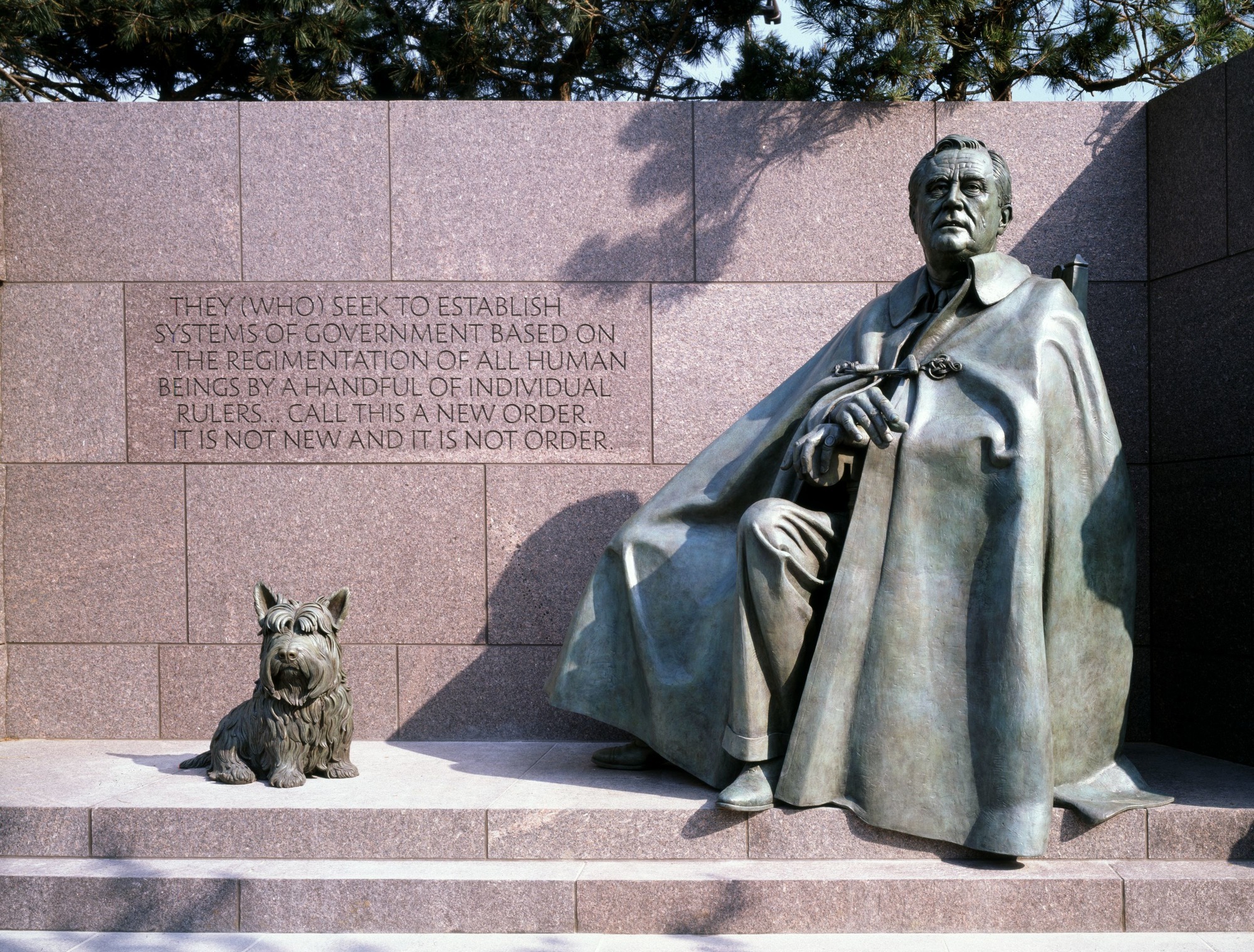 FDR and Fala Sculptures 