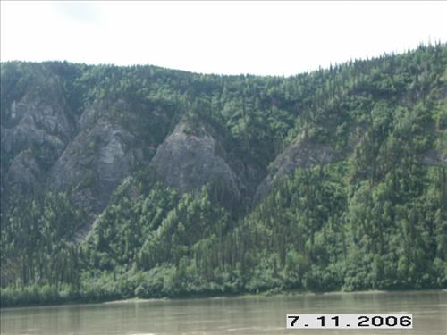 1 Yukon-Charley Rivers National Park and Preserve Peregrine Falcon Survey 2006