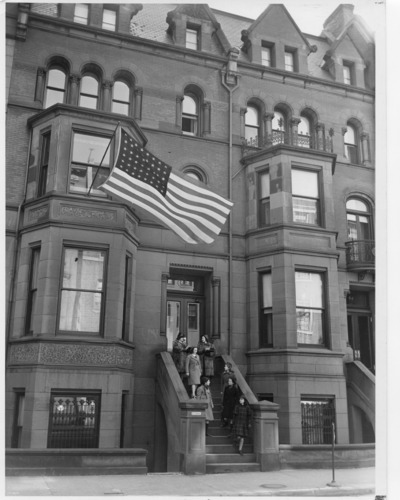 Exterior of Todhunter School