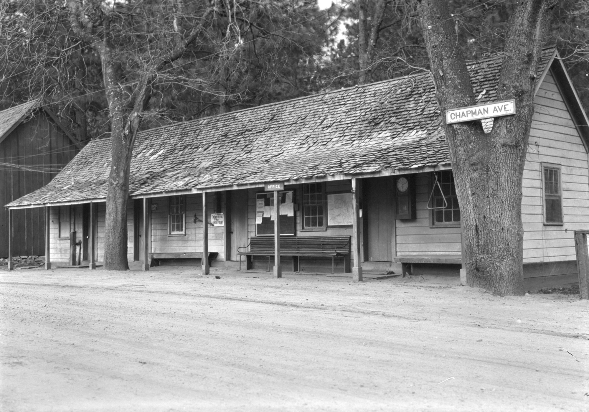 Kennyville Office, near Camp 8 - 1925