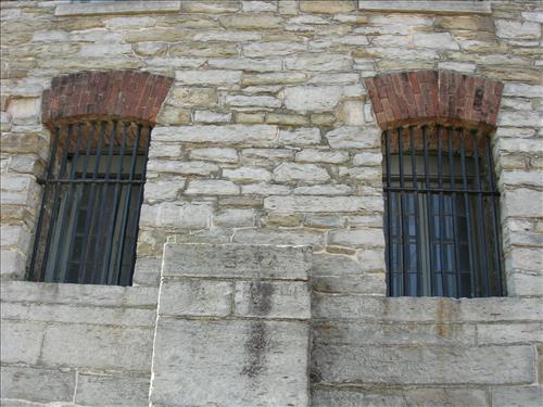 Repaint Metal Surfaces Project - Fort Smith National Historic Site 2012