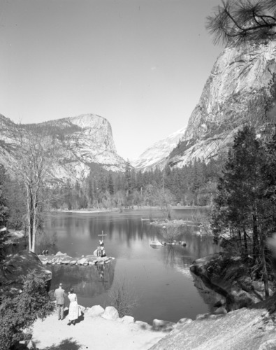 Mirror Lake on Easter Sunday.