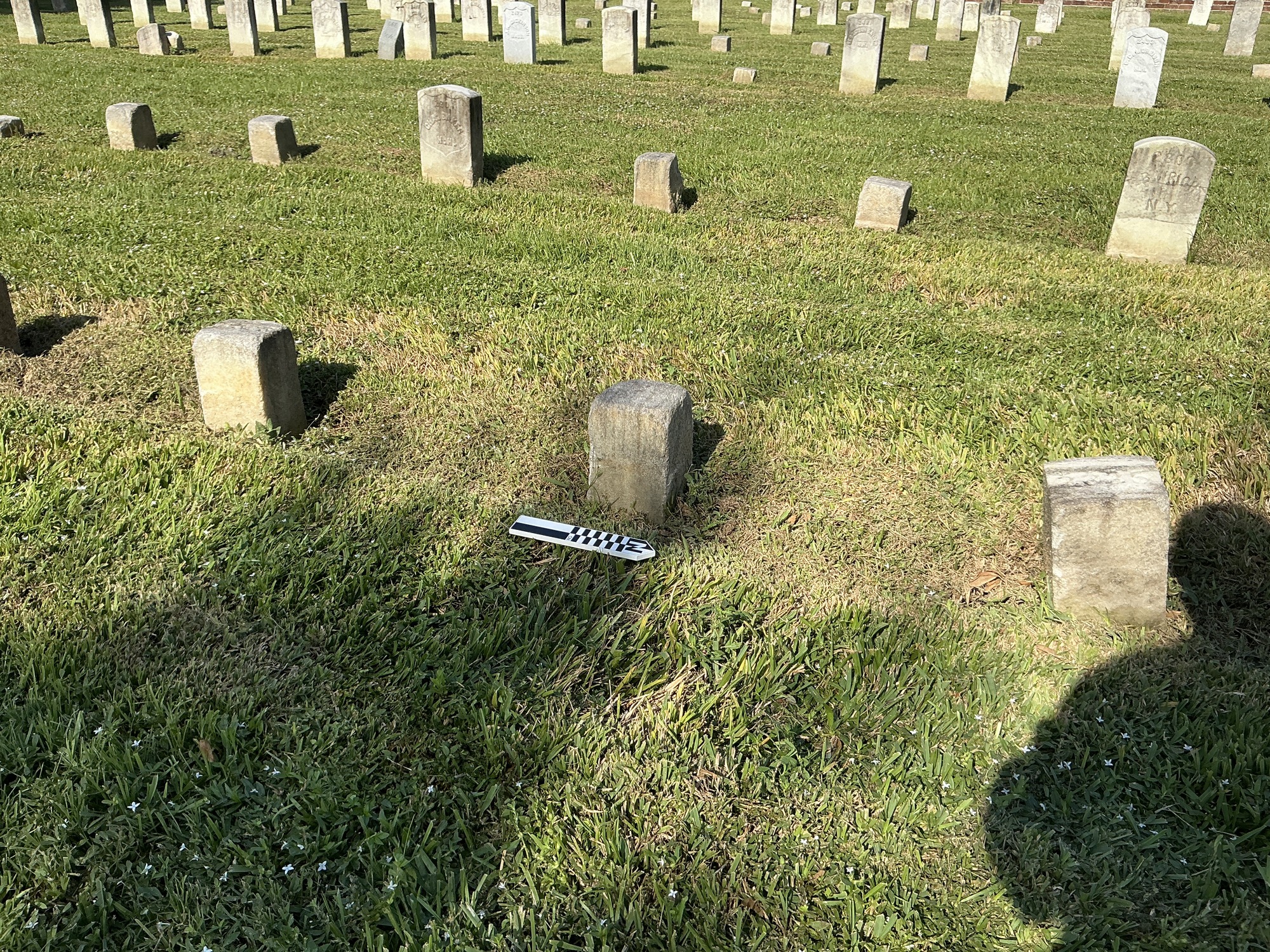 Extra image of flat marble marker