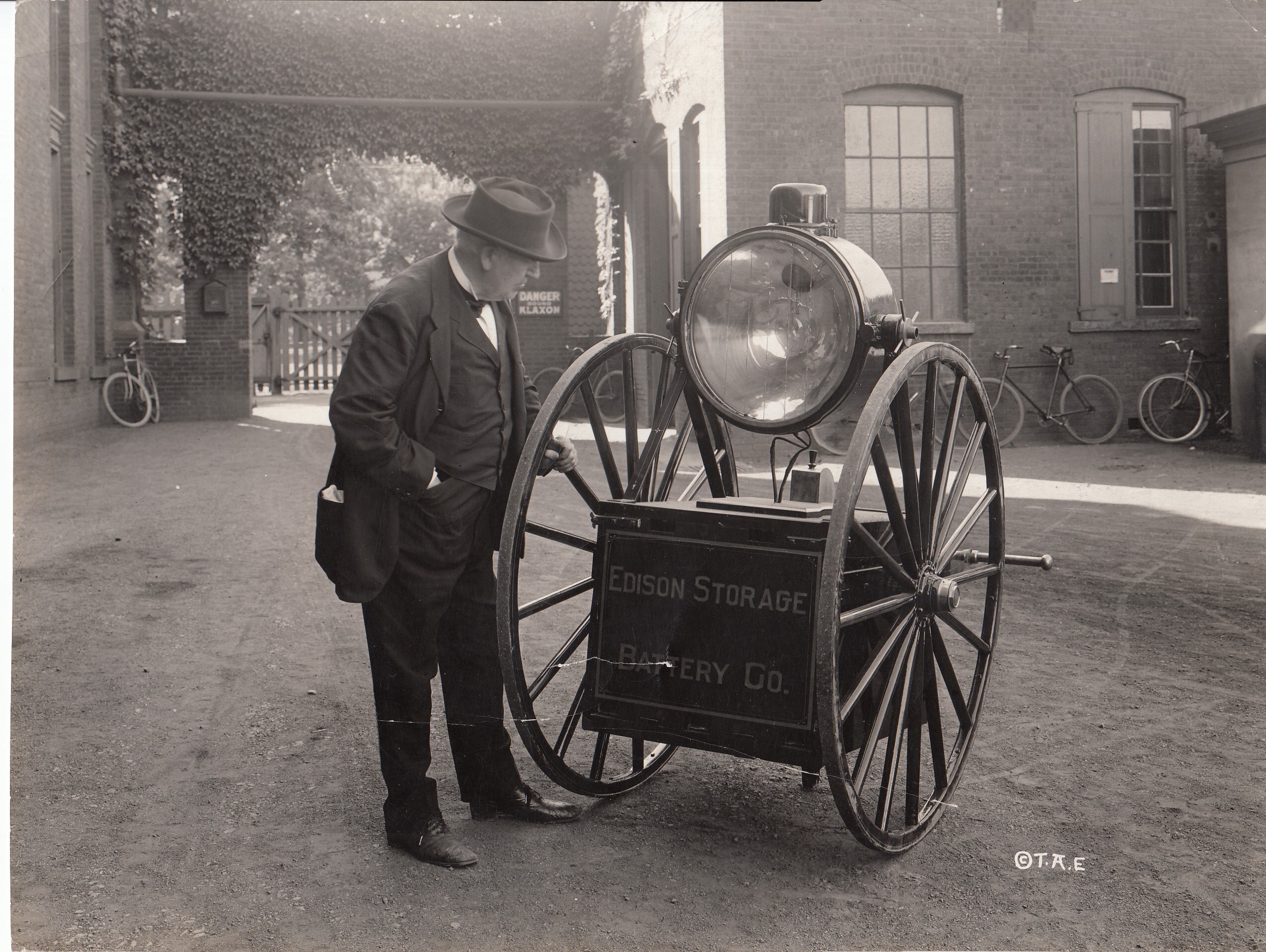 Thomas Edison with Edison searchlight.