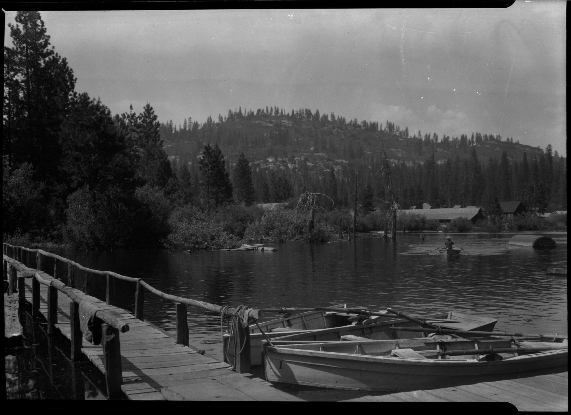 SEKI Roberts Collection Series: 2 Negatives; 6 Lakes