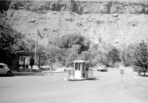 Zion entrance station.