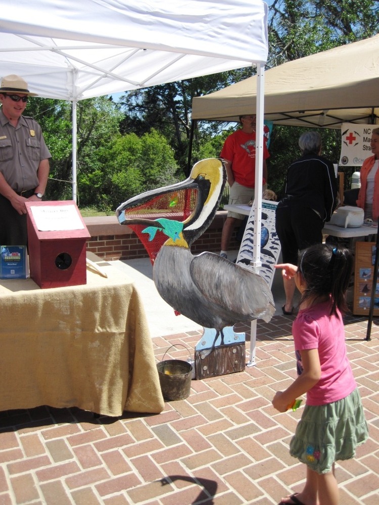 How many fish can you feed to Pete the Pelican?